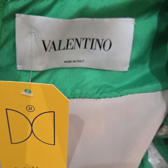 Valentino ruffled tulle and velvet MSRP $8000 silk midi dress, Emerald Green NWT - Picture 10 of 13
